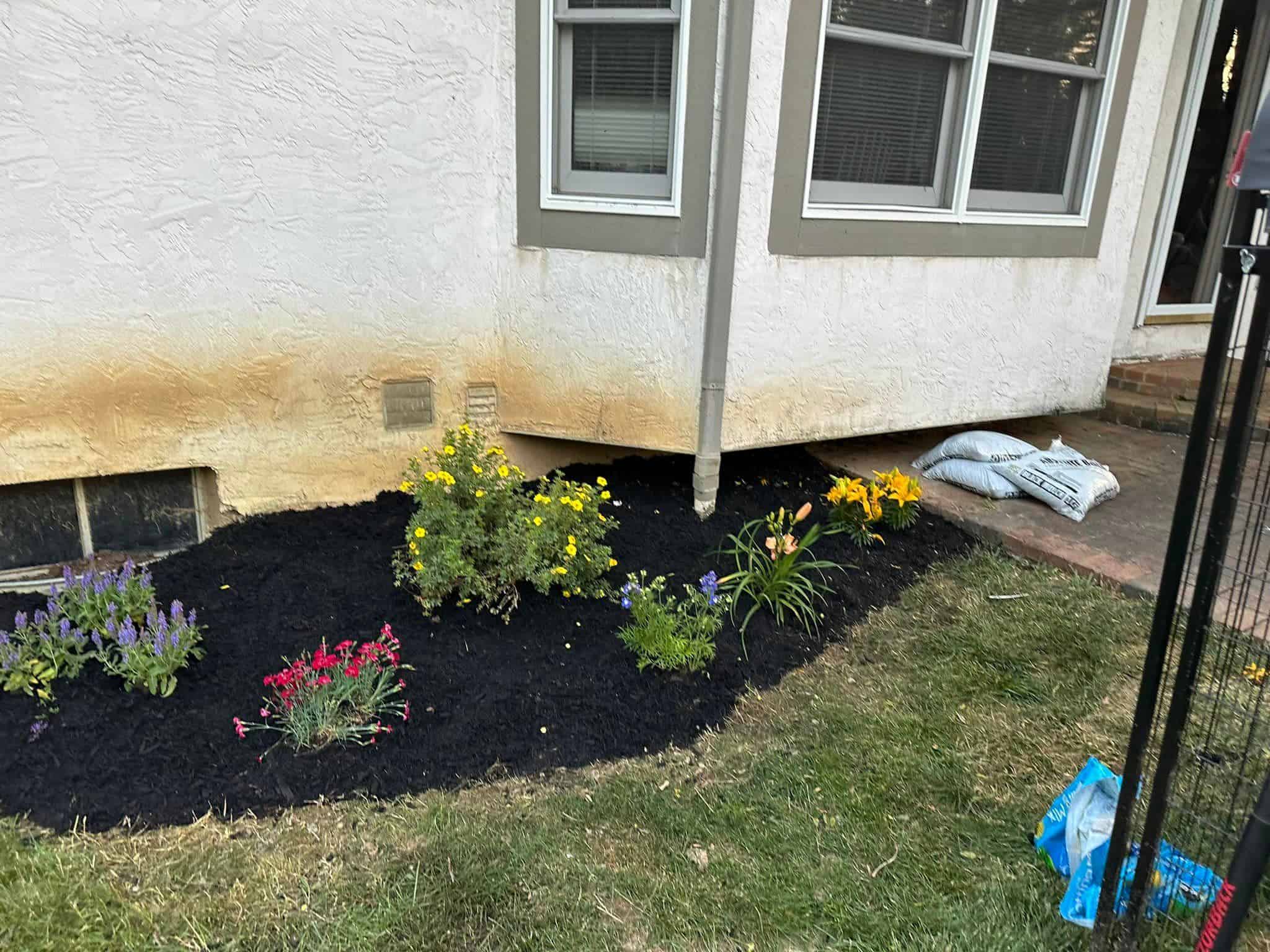 Mulch Installation Services image